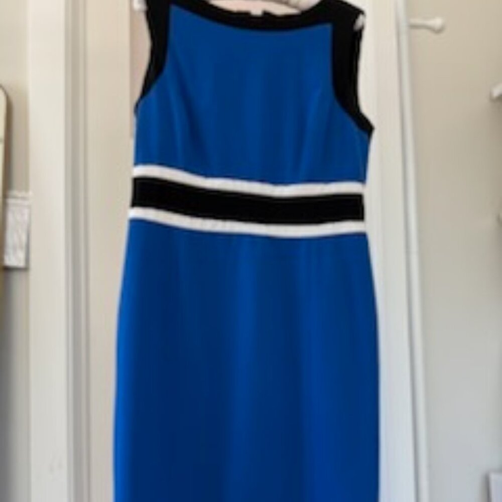 Nine West Dress Size 6 Cap Sleeve Blue w Black & White Waist